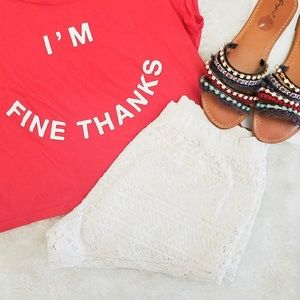 HOLLISTER Crochet floral pattern shorts size small